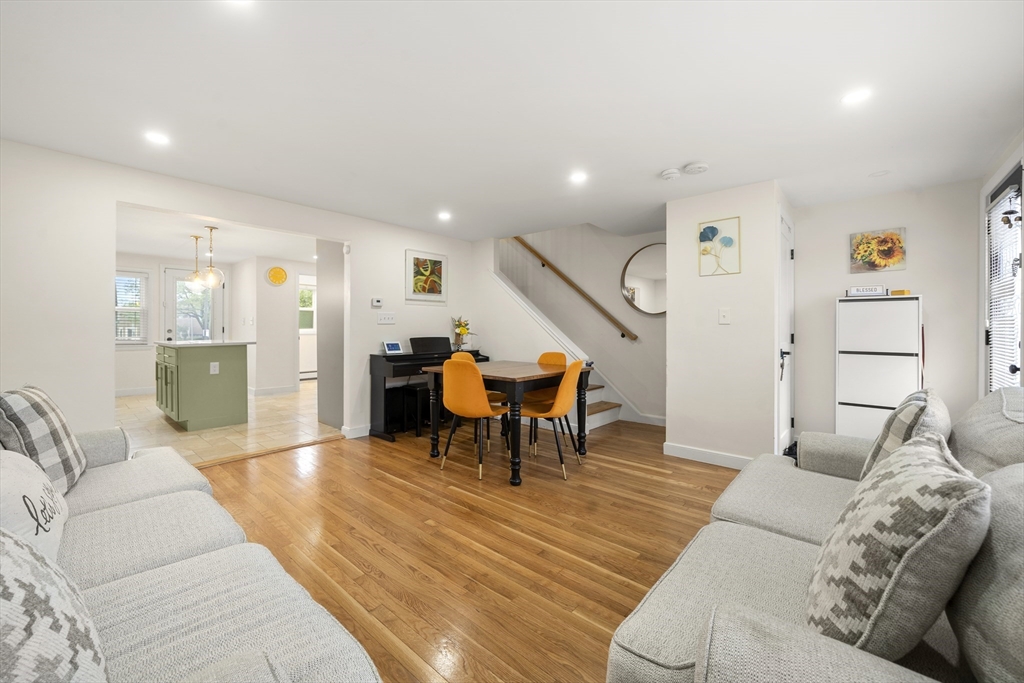 20-22 Popes Hill St, Dorchester