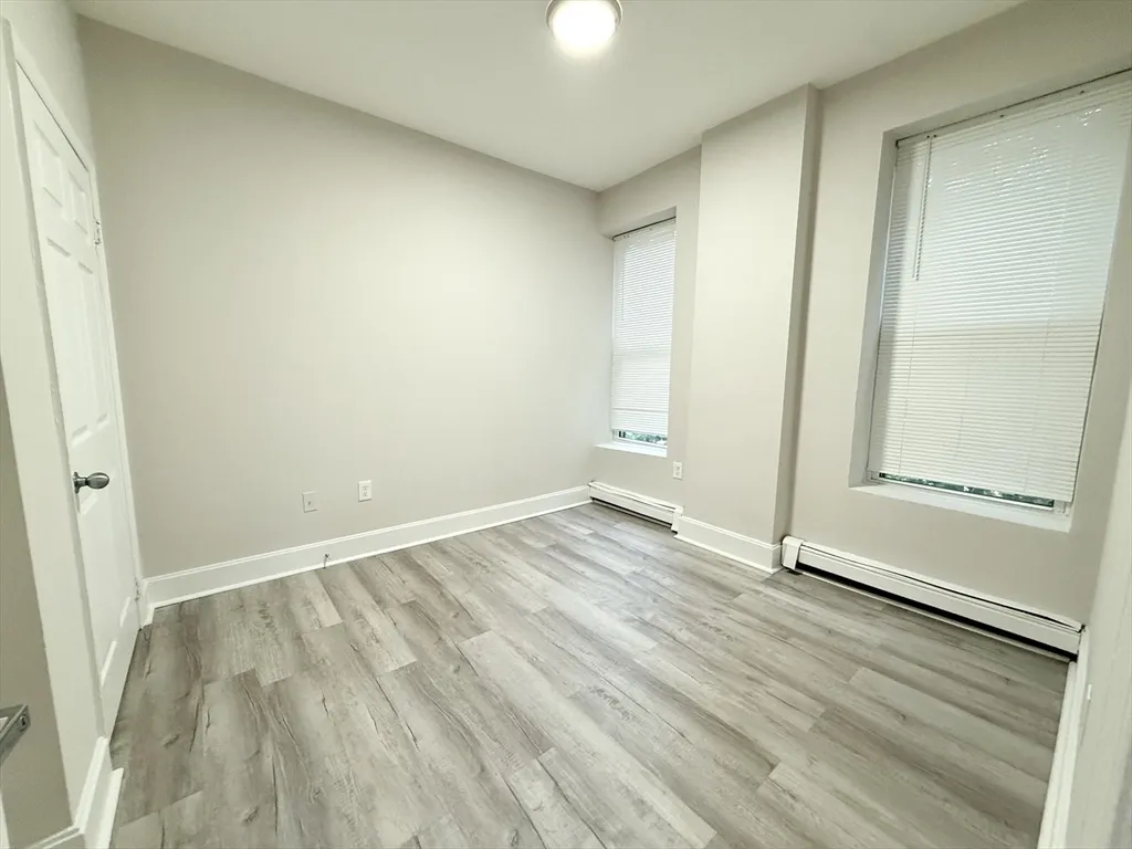 15 Ruggles St, Roxbury