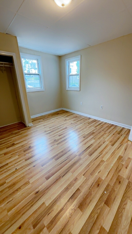 118 Maple St, Fall River