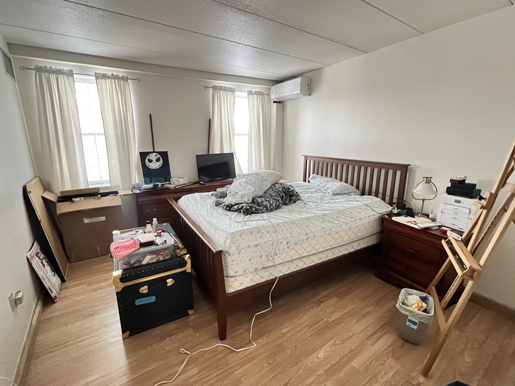 3 Douglass Park, South End