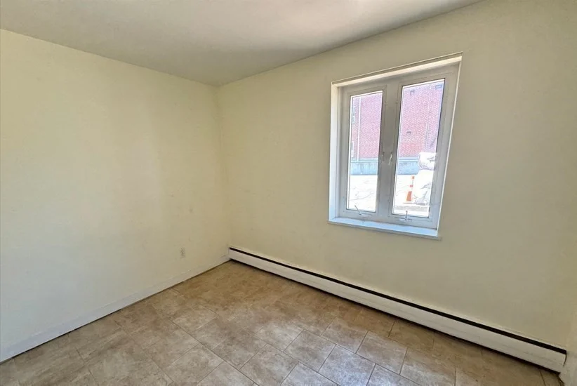 109 Warren St, Watertown