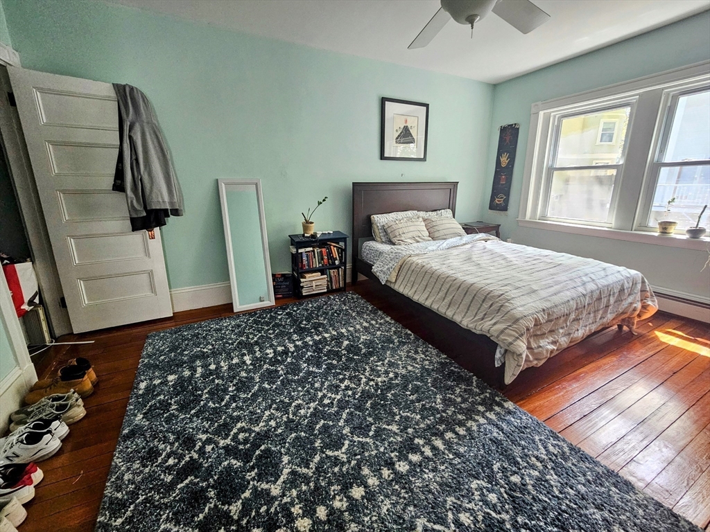 686 Washington St, Brookline