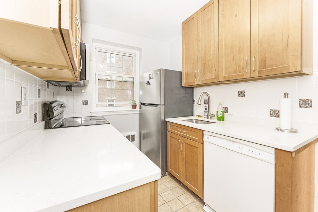 21 Englewood Ave, Salisbury Road - Corey Farm