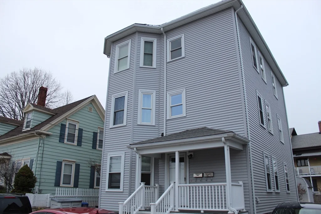 4 Northend St, Peabody
