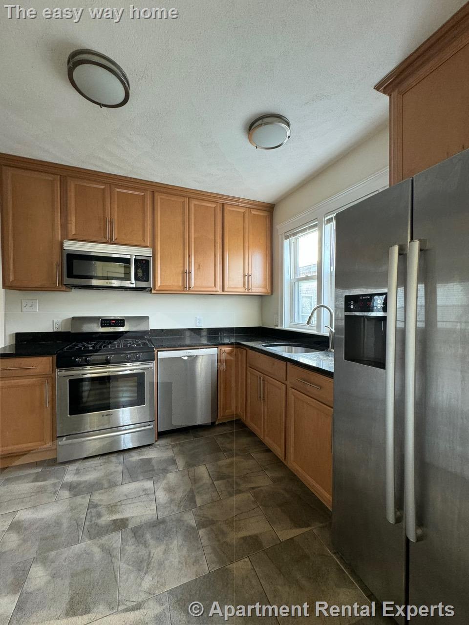 65 Conwell Ave, Teele Square