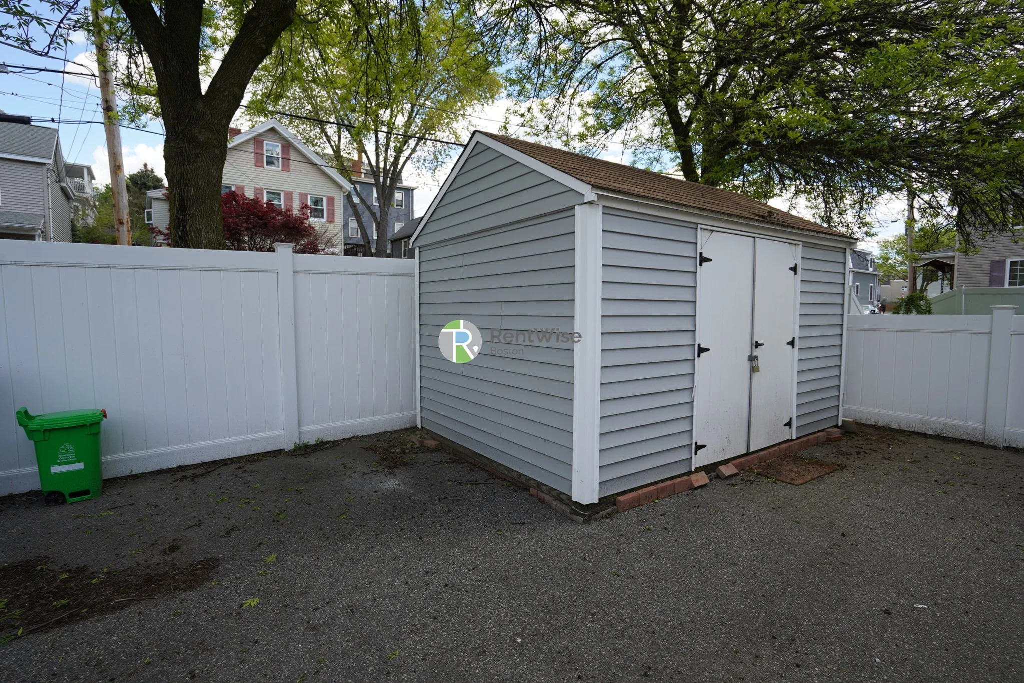 77 Knowlton St, East Somerville