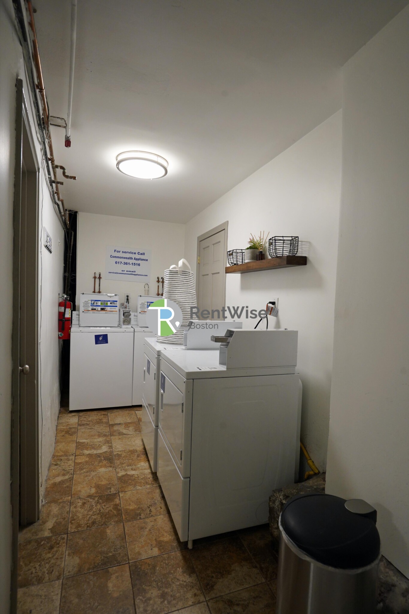 1322 Commonwealth Ave, Brighton