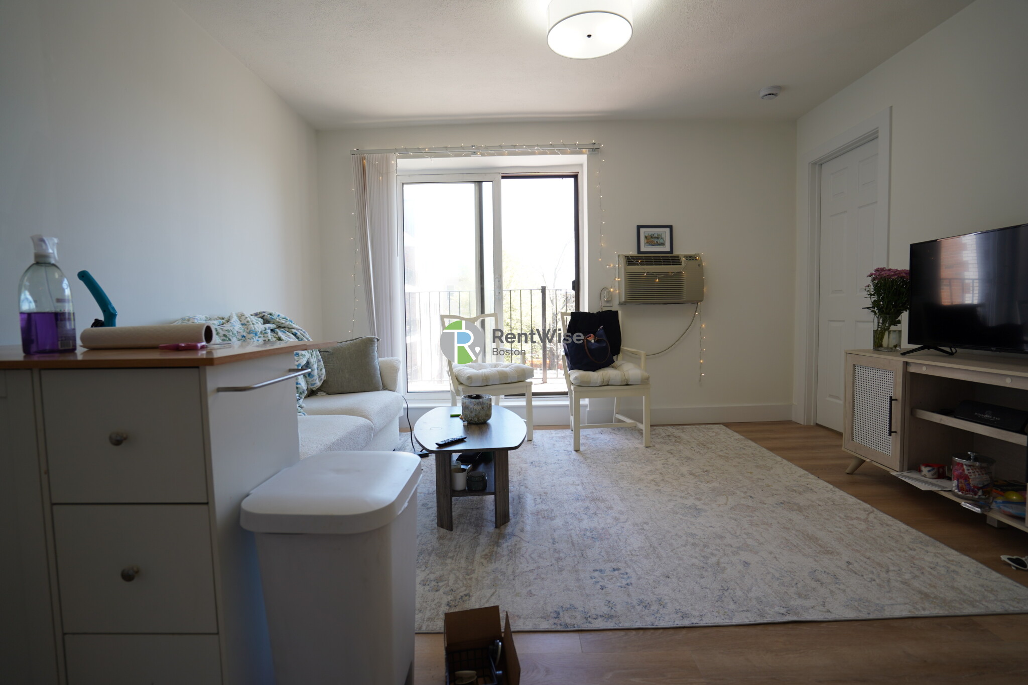 745 East 6th St, South Boston