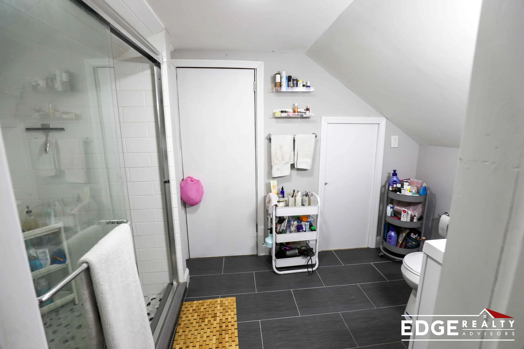 8 Donnybrook Rd, Brighton