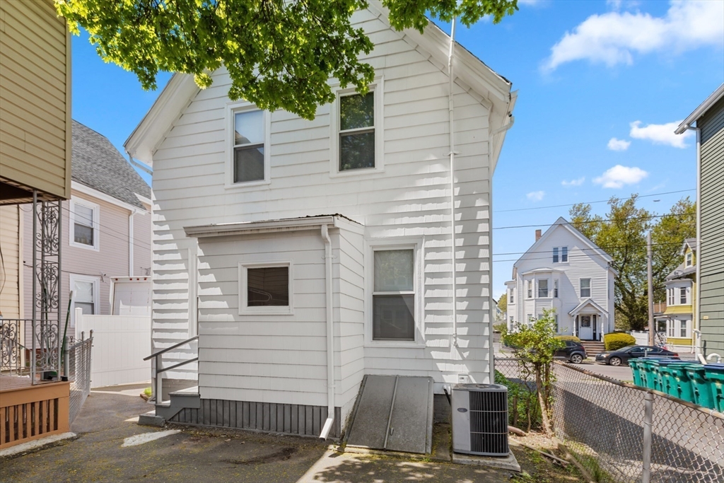 20 Trinity Ave, Lynn