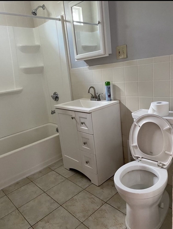 92 Myrtle St, Medford