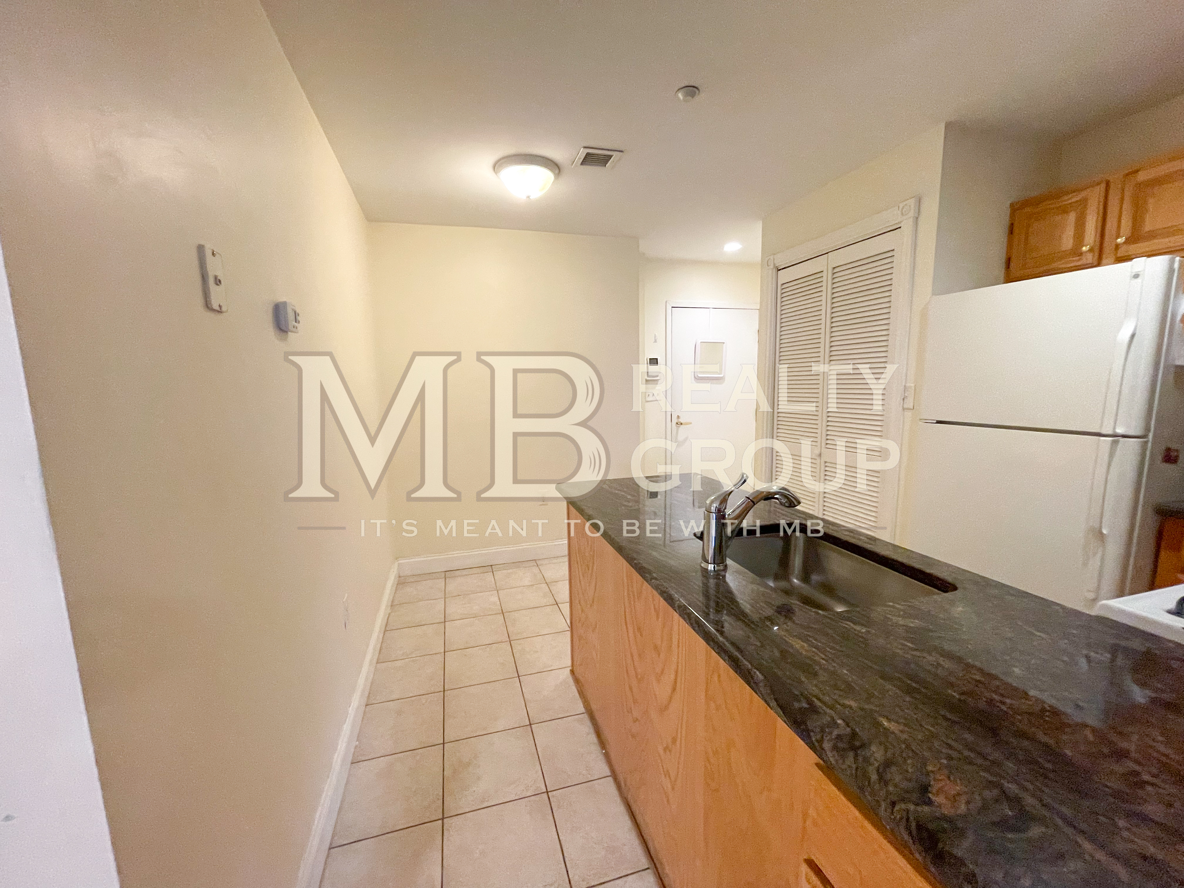 90 Westland Ave, Fenway