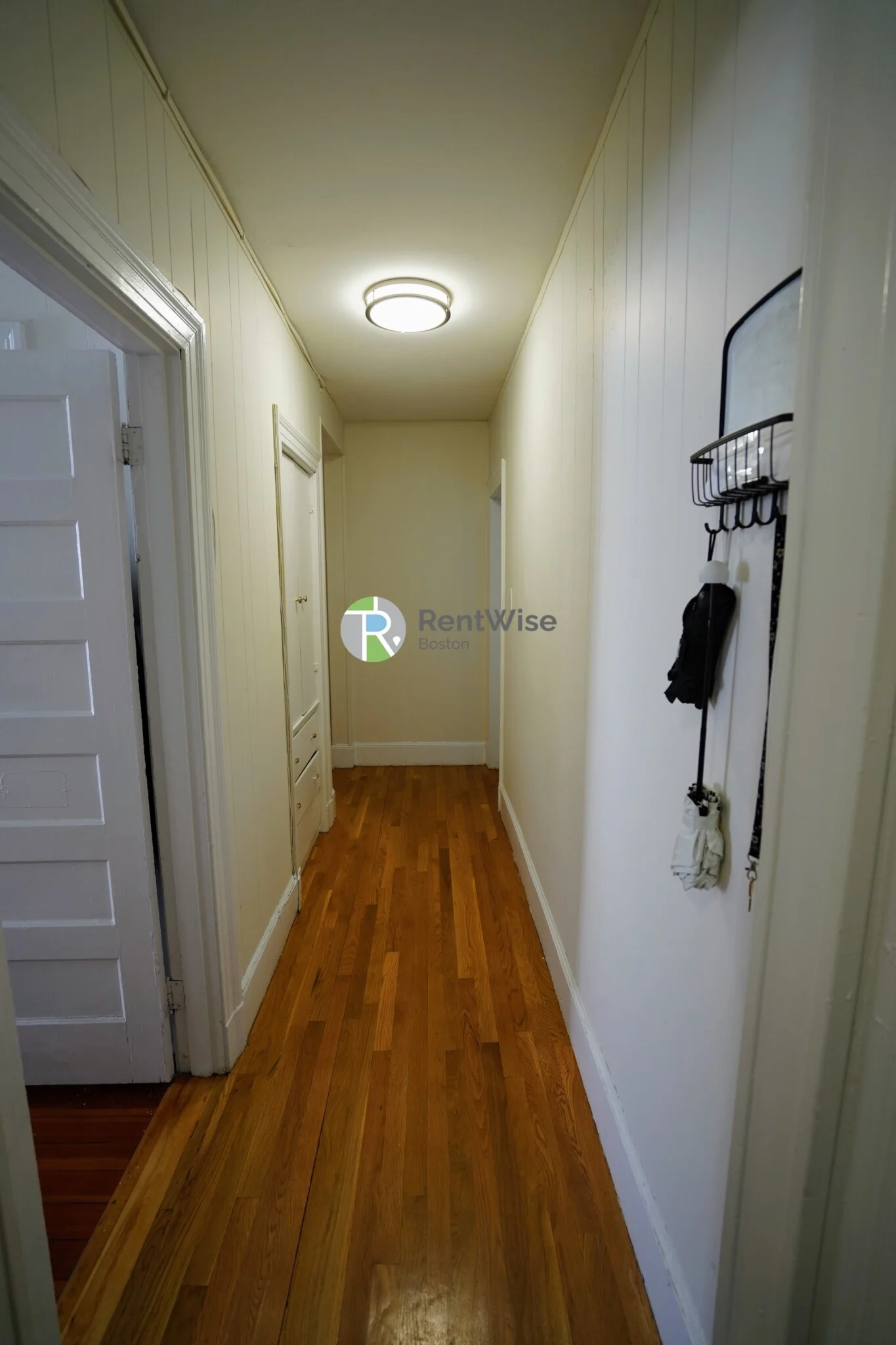 4 Ashford Ct, Allston