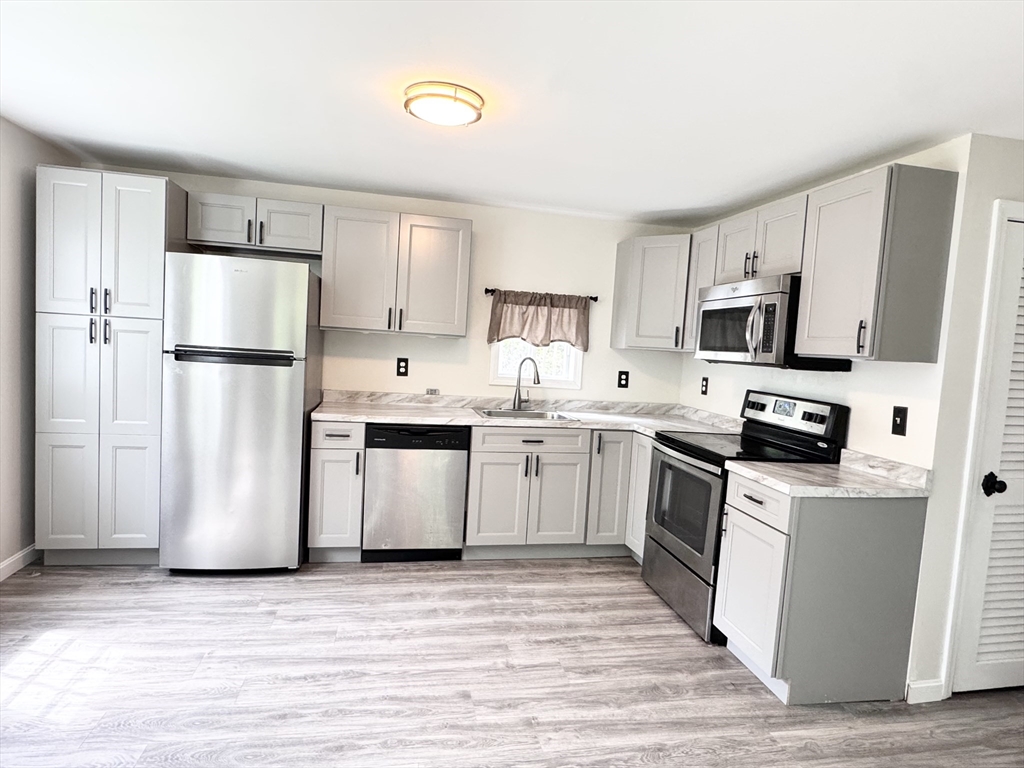 172 -174 Sanborn St, Fitchburg