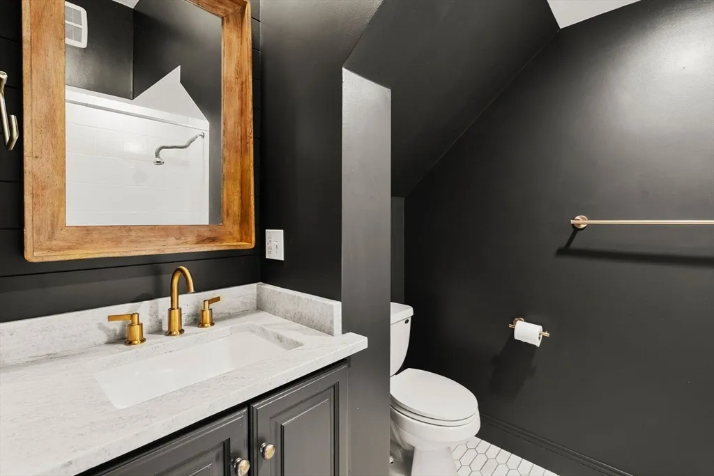 166 O St, South Boston