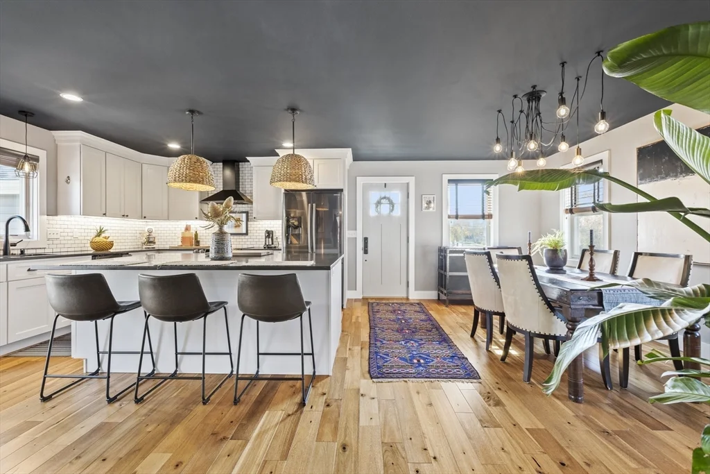 119 Sycamore St, Fairhaven