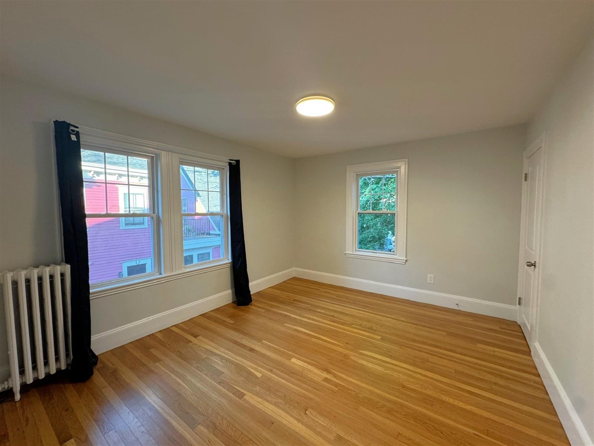 22 Harris Rd, Medford