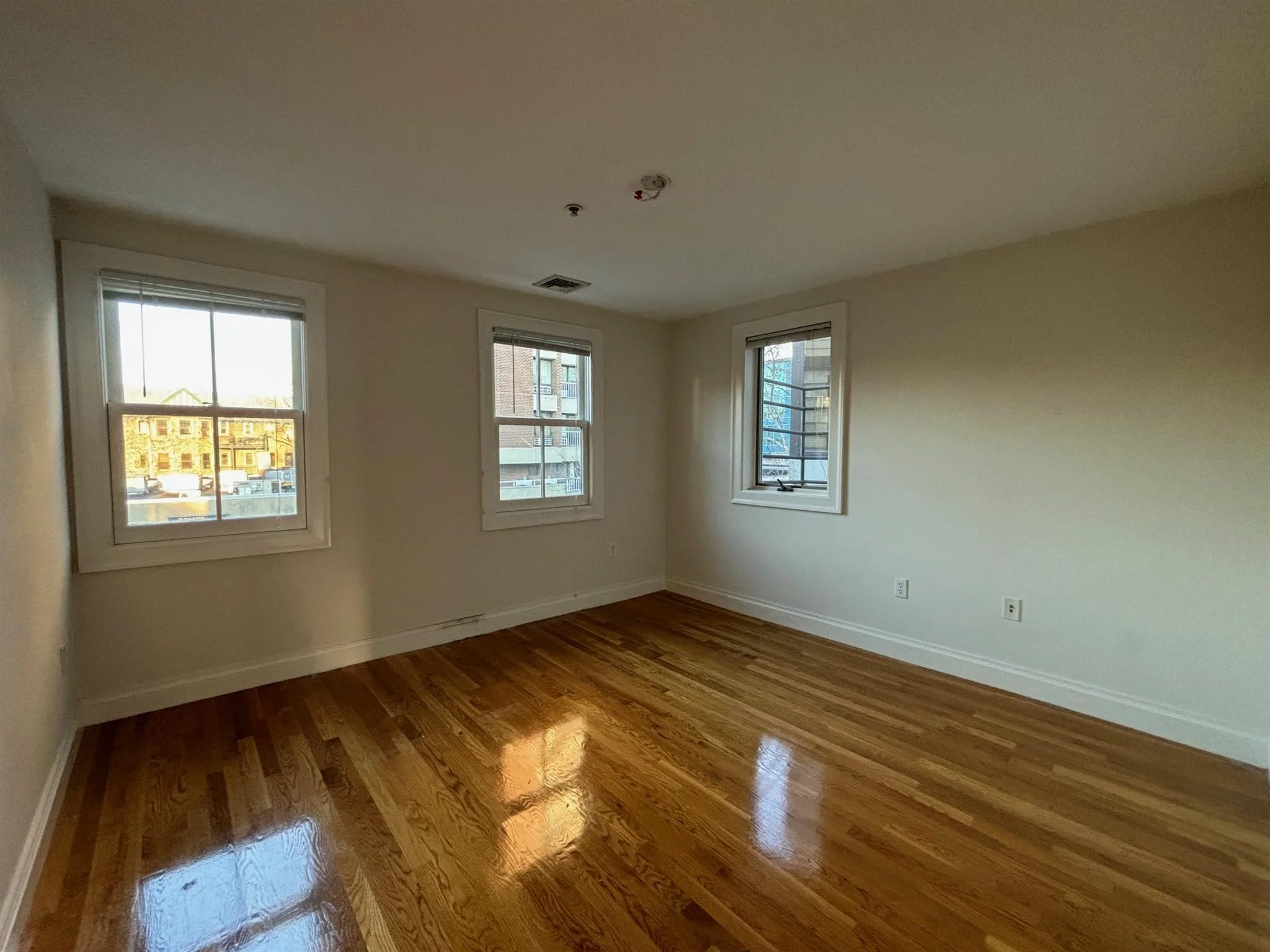 1110 Massachusetts Ave, Riverside