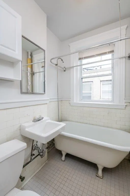 49 Worthington St, Mission Hill