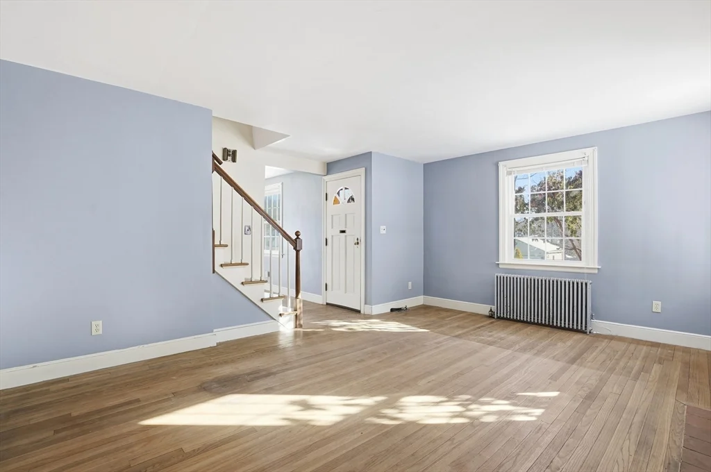 12 Cardinal Rd, Tatnuck