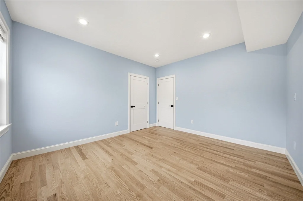 9 Logan Ave, Medford