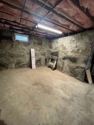 152 S Walnut, Quincy