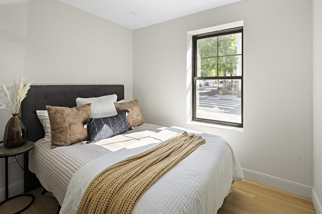 99 5th St, East Cambridge