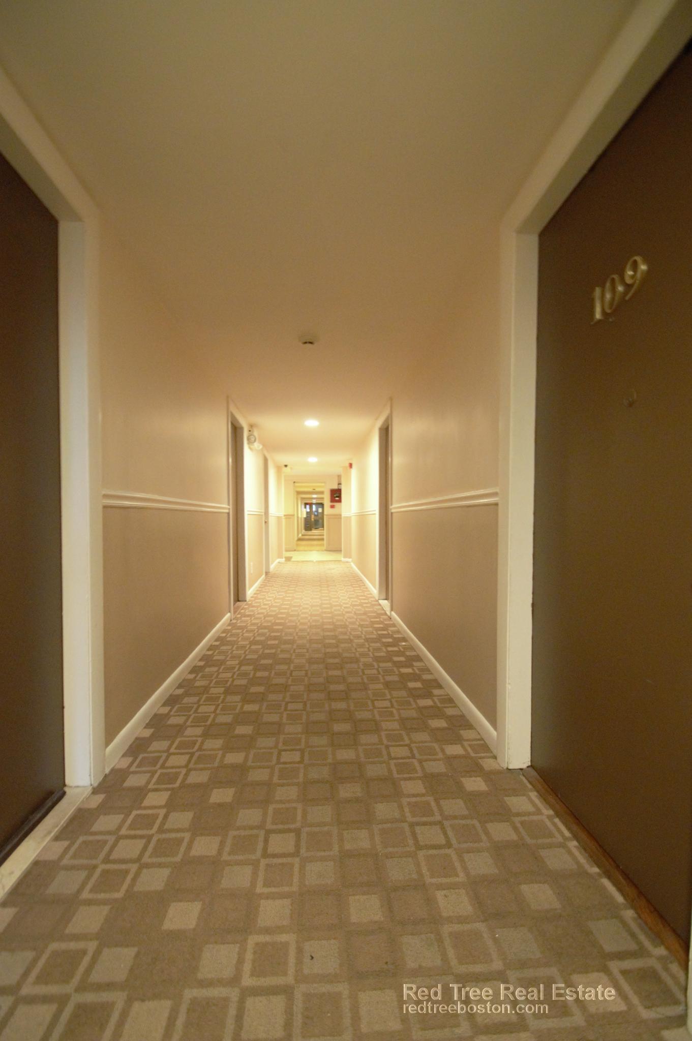 20 Radcliffe Rd, Allston