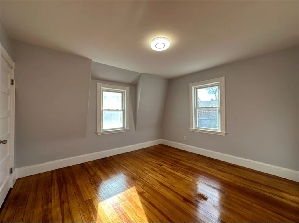 31 Francis Ave, Quincy