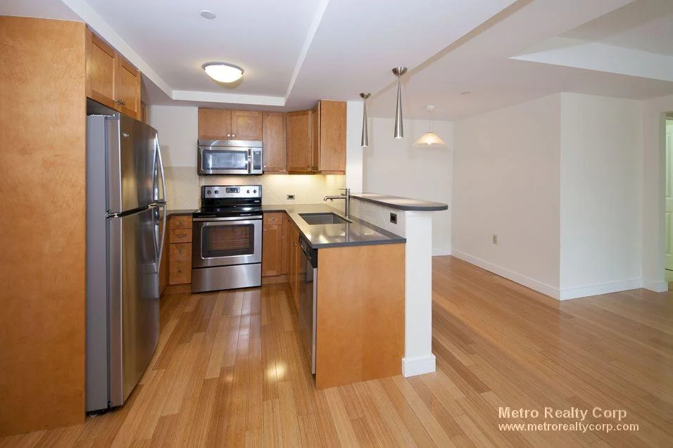 77 Marion St, Coolidge Corner