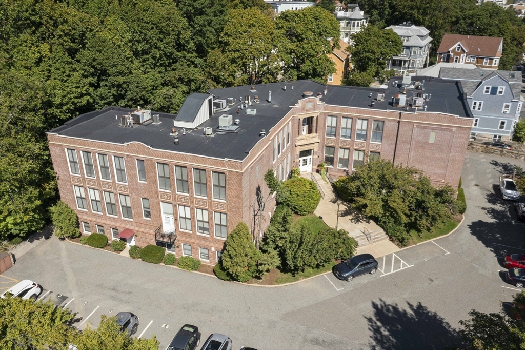 841 Parker St, Mission Hill