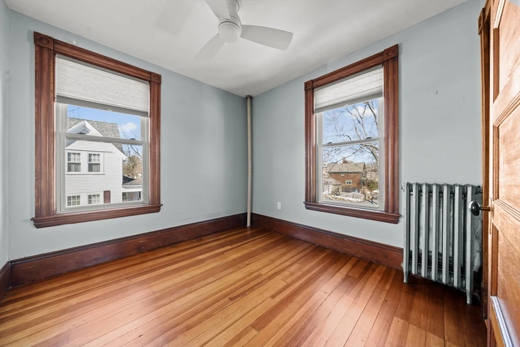 7 Sweetser Ave, Reading