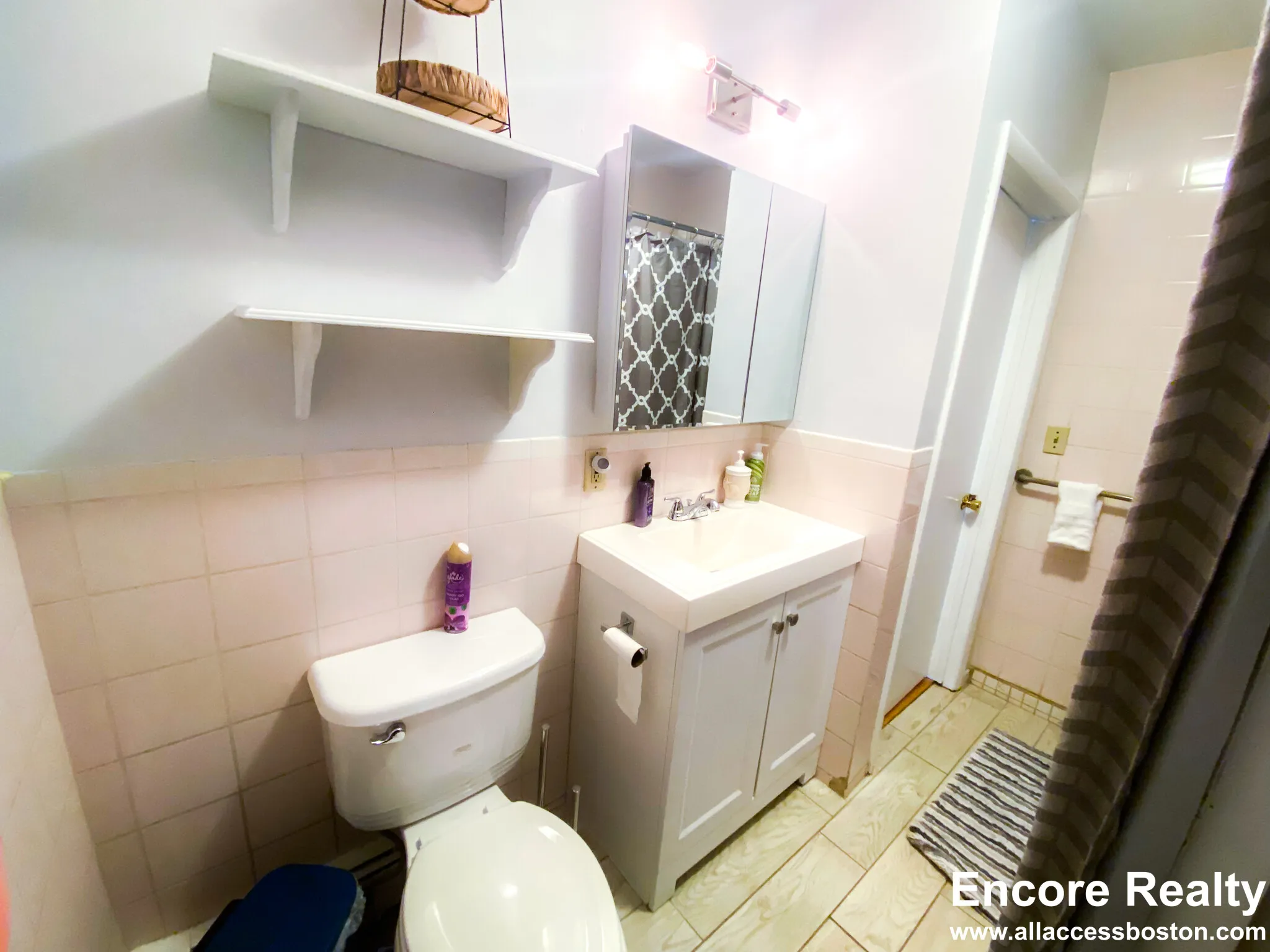 1004 Tremont St, Roxbury