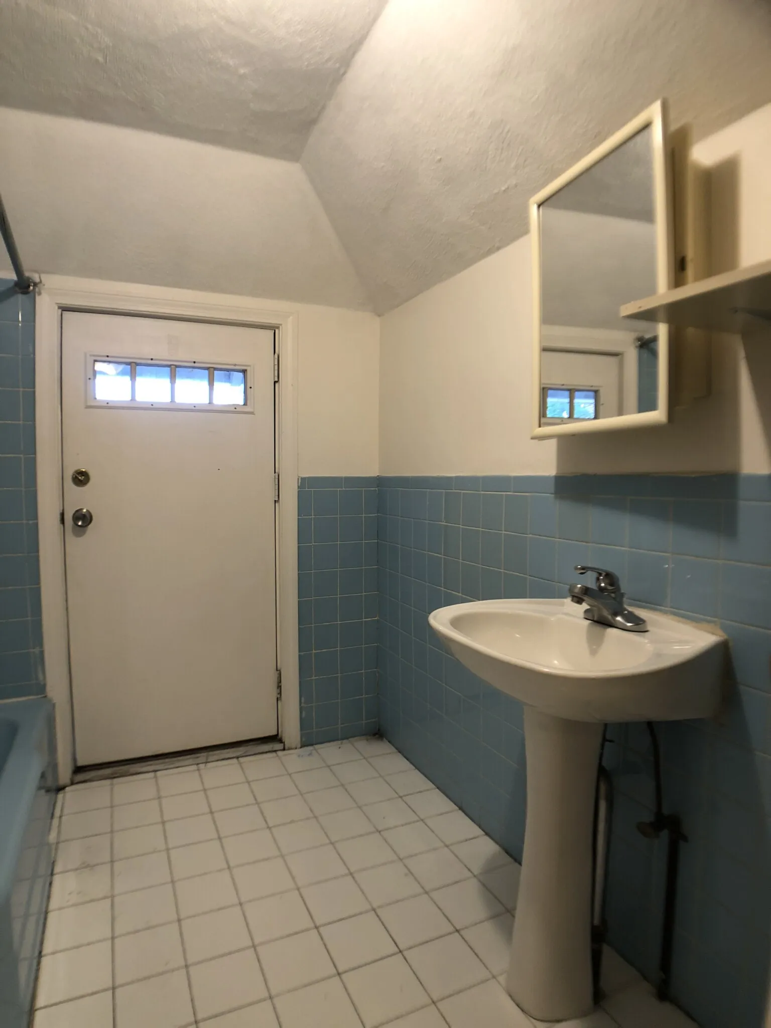 163 Strathmore Rd, Brighton