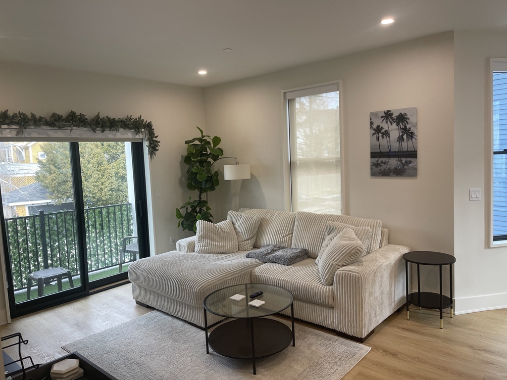 69 Bailey St, Dorchester