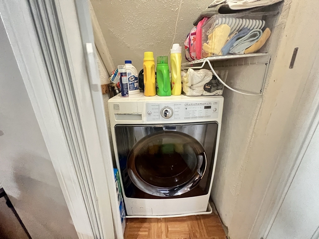 123 Forest St, Medford