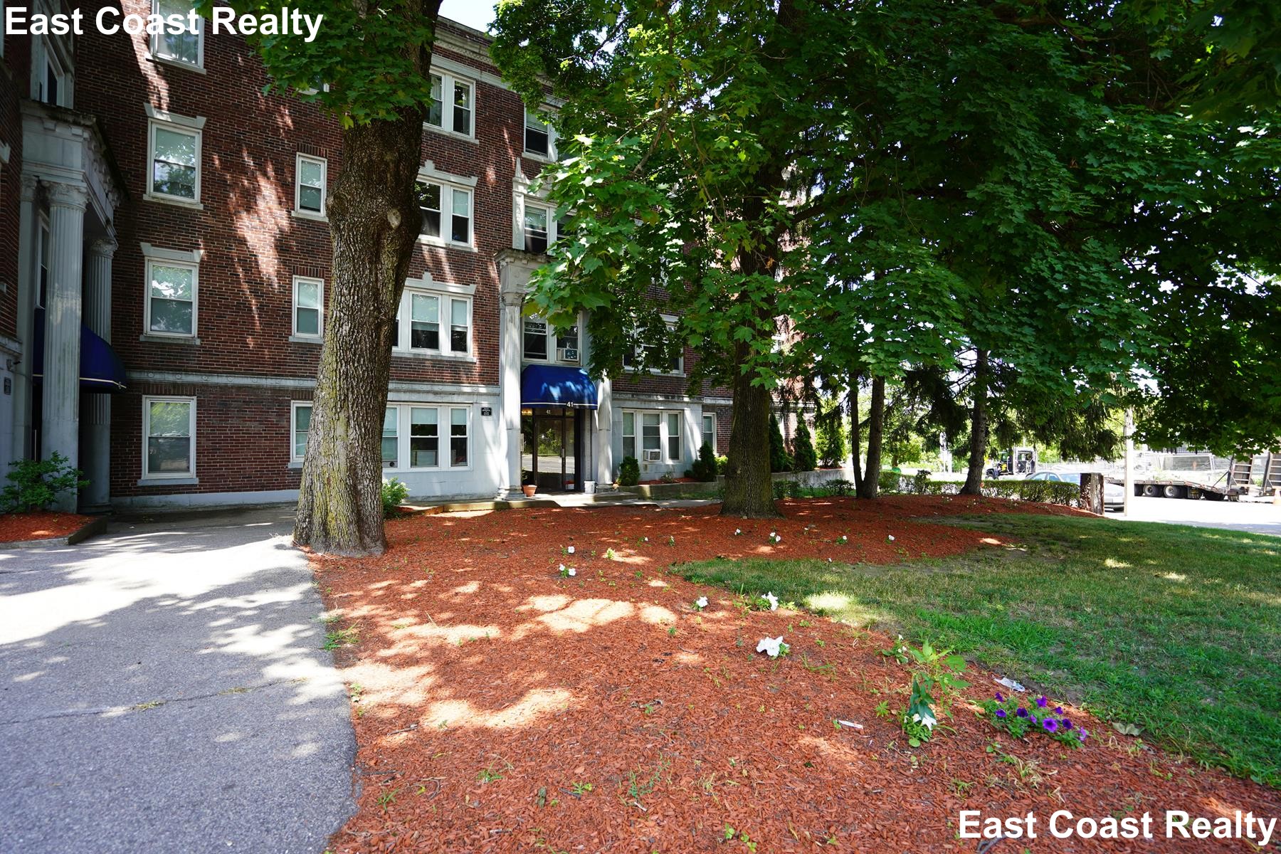 41 Chestnut Hill Ave, Brighton