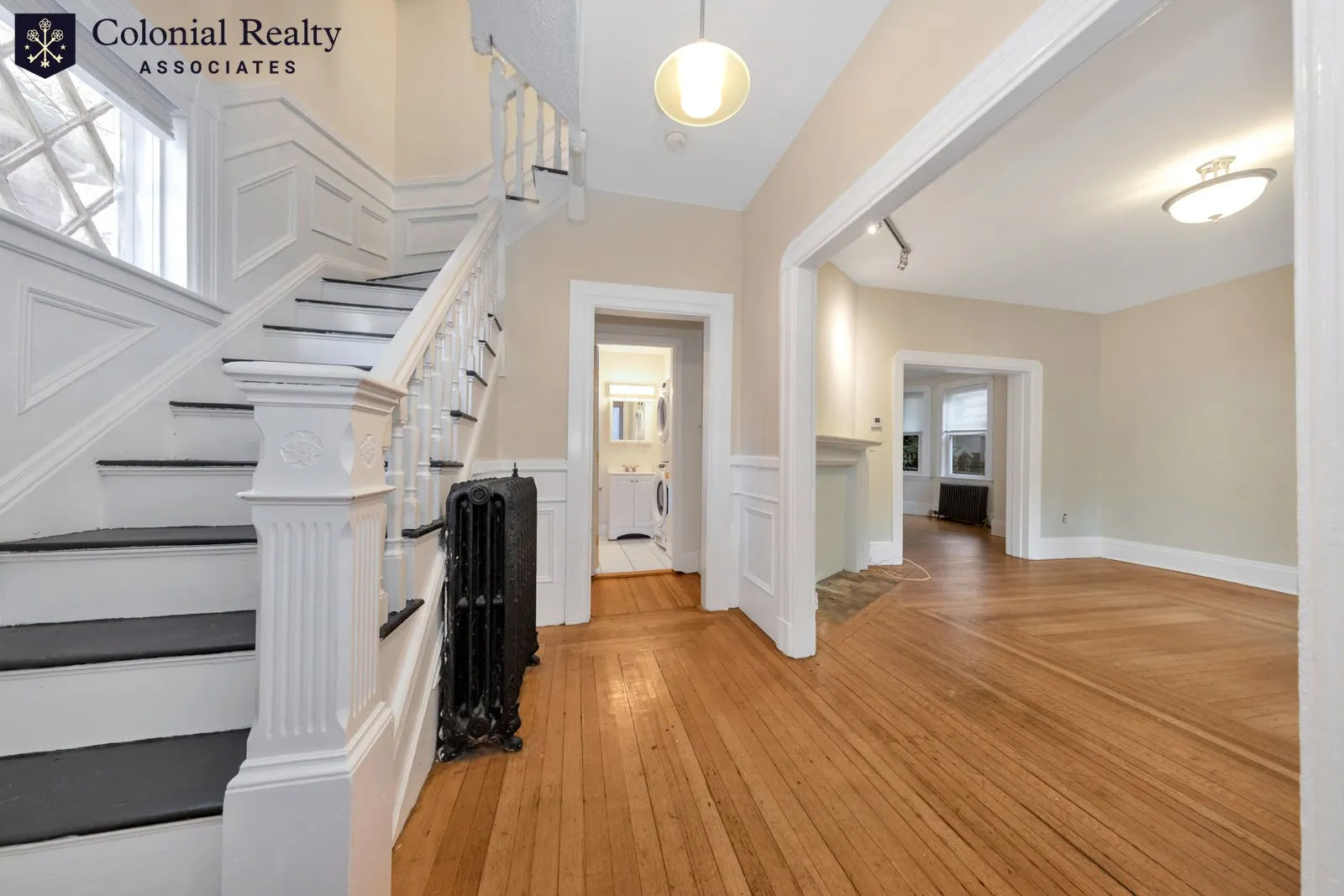 5 Murdock Ter, Brighton