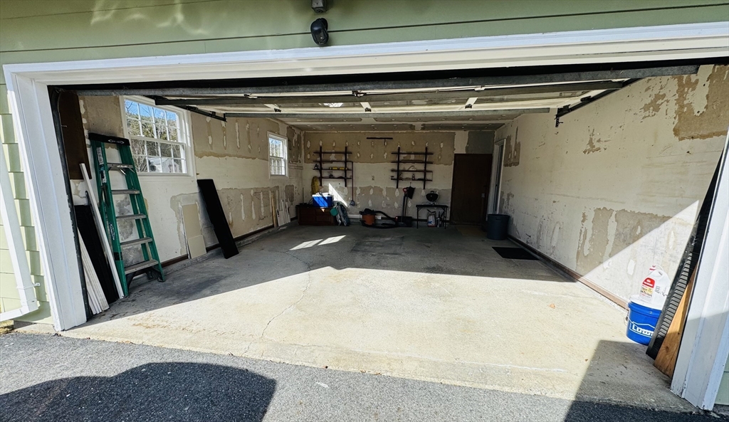 31 Deane Rd, Bernardston