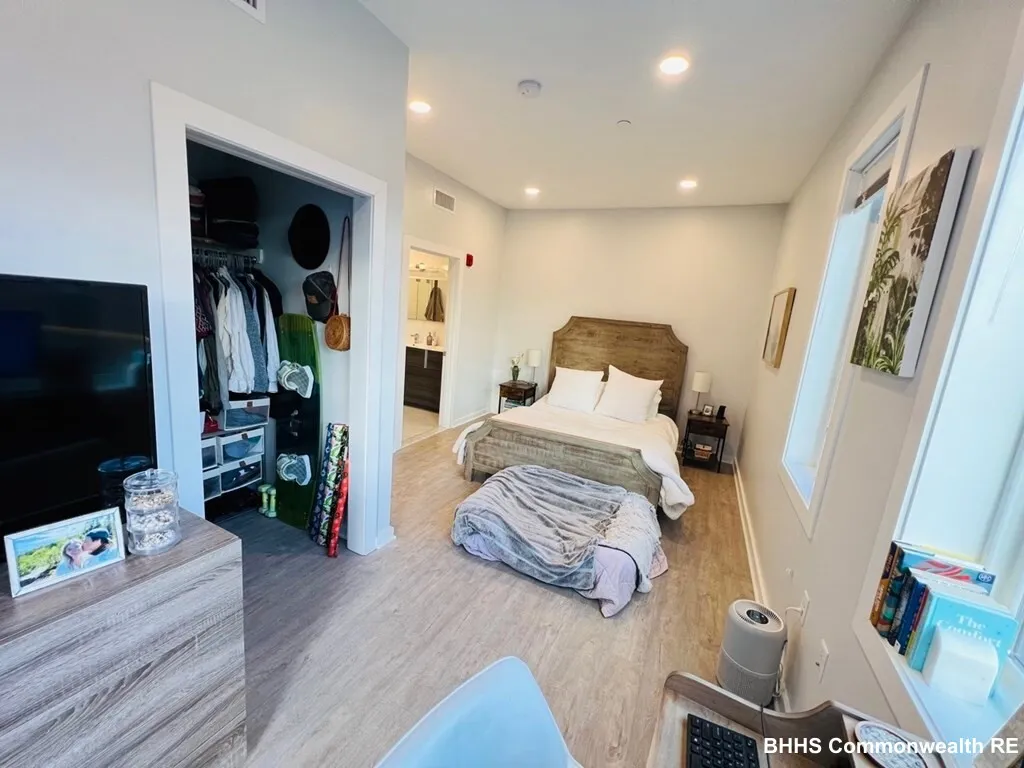 14 Ward St, Ward Two