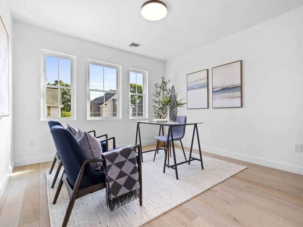 23 Winter St, Medford