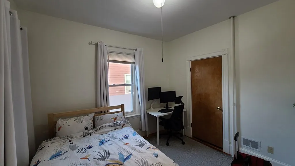 49 Temple St, Winter Hill