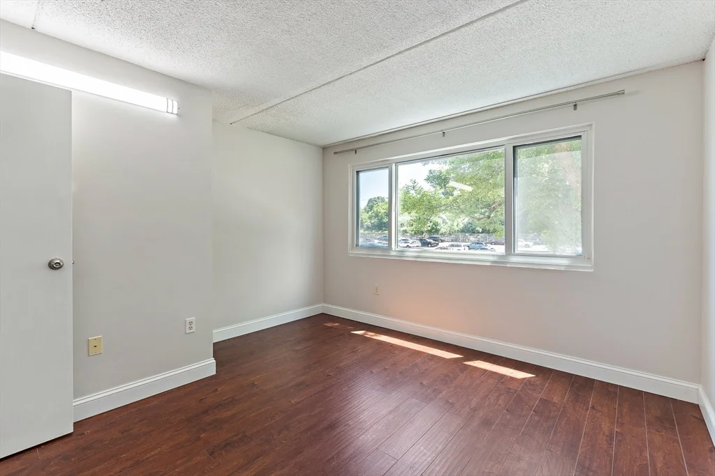 200 Cove Way, Quincy Point
