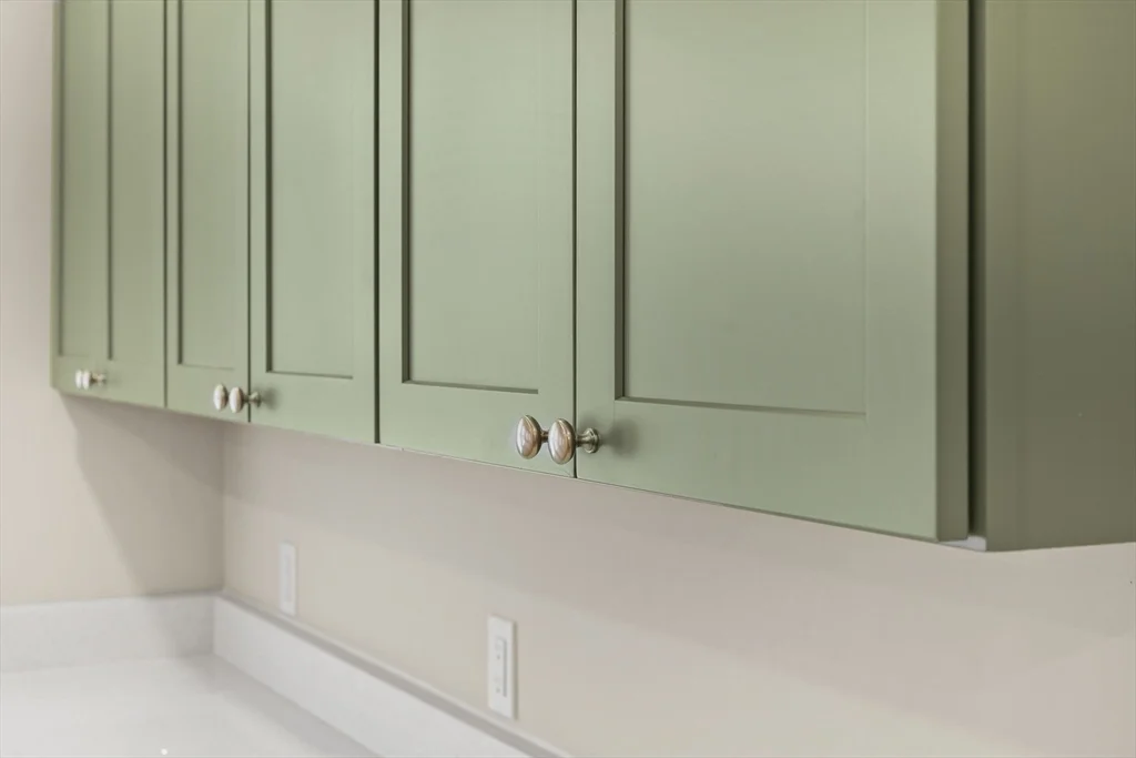 42 Almont St, Medford