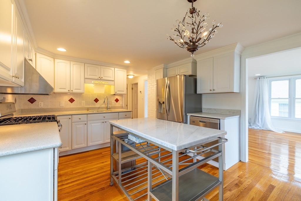 65 Sassamon Ave, Milton