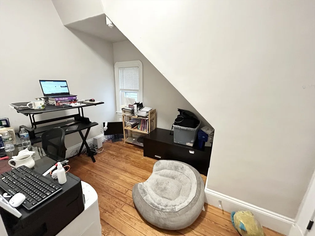 74 Marine Rd, South Boston