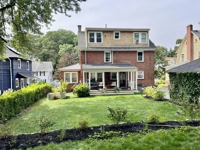 22 Longfellow Rd, Worcester