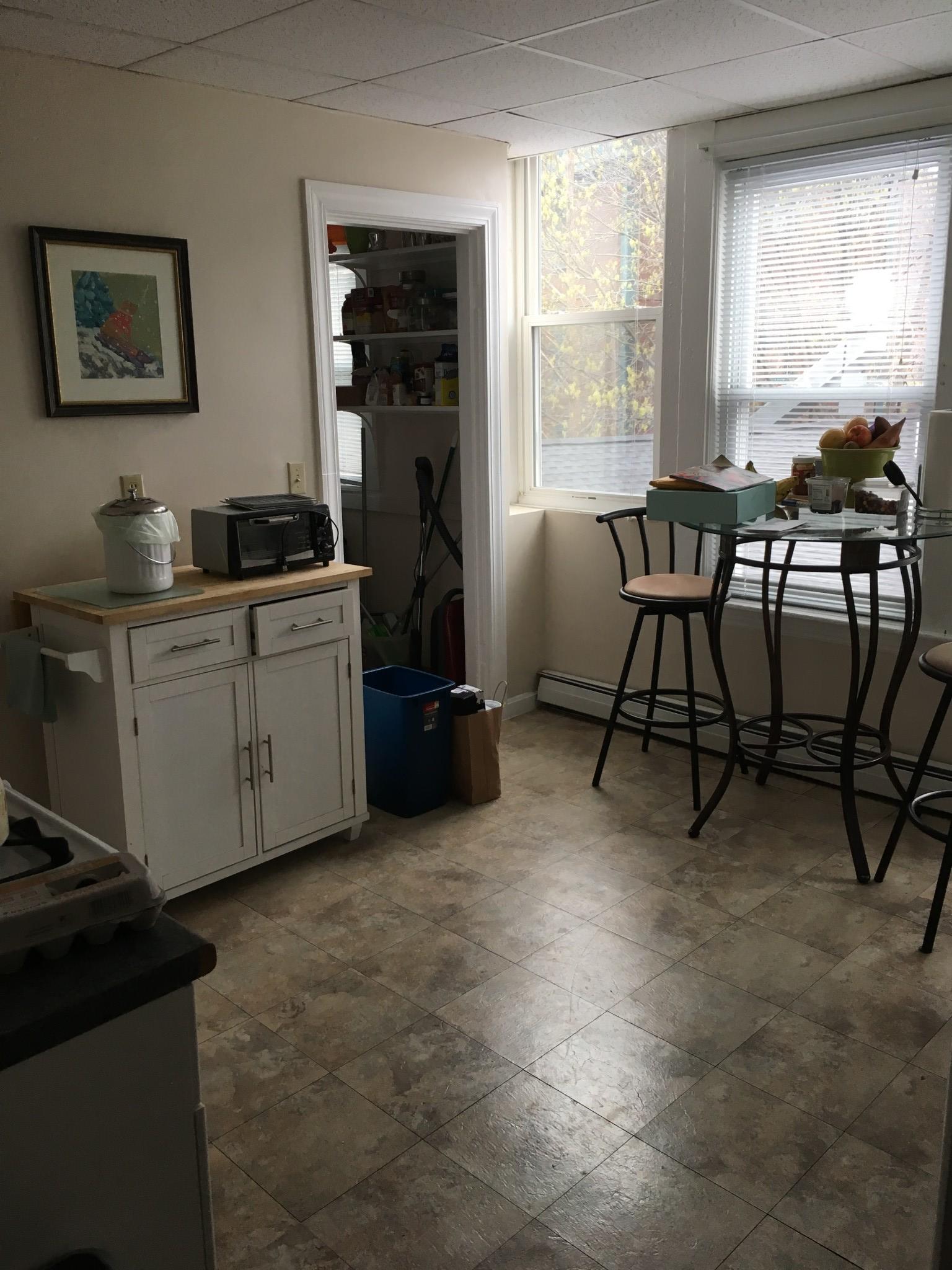 275 Putnam Ave, Riverside