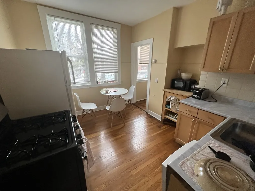 59A Strathmore Rd, Brighton