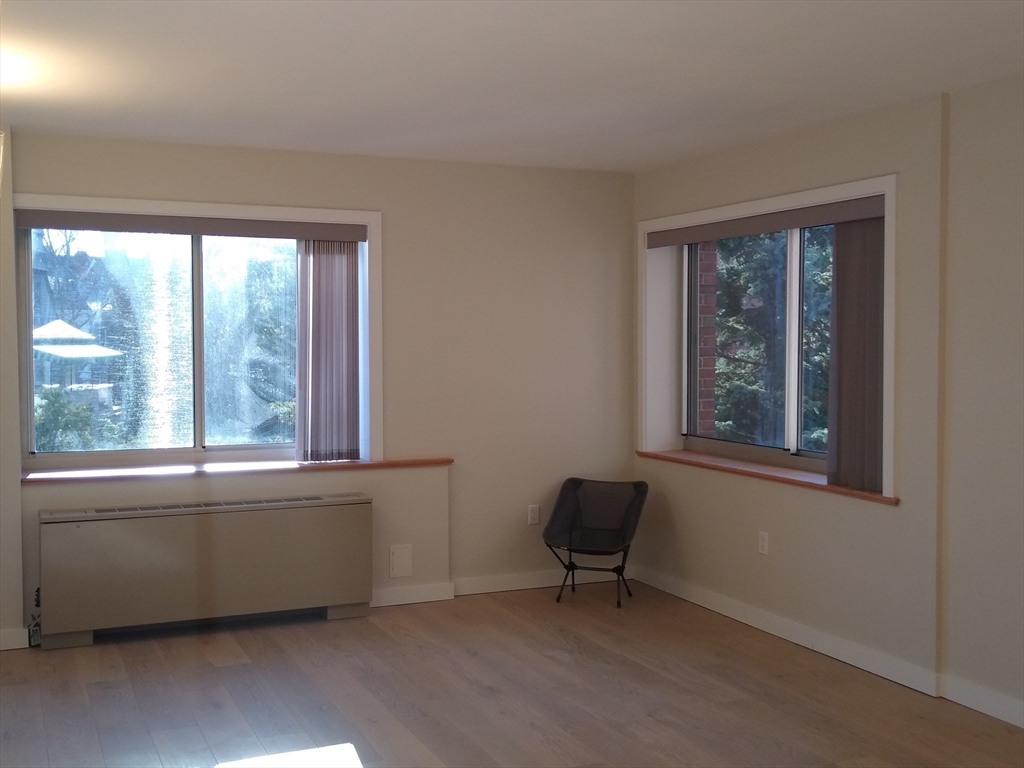 14 Concord Ave, West Cambridge